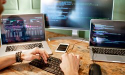 ¿Los agentes inmobiliarios revisan tu score crediticio?